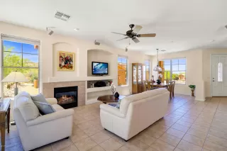 Photo #1: 5947211 Listing 