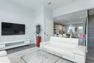 Photo #5: 5952808 Listing 