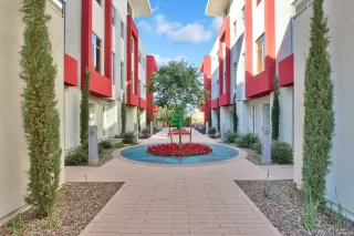 Photo #5: 5952877 Listing