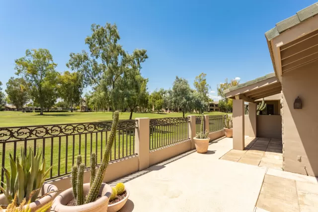 MLS: 5956676 Condo For Sale