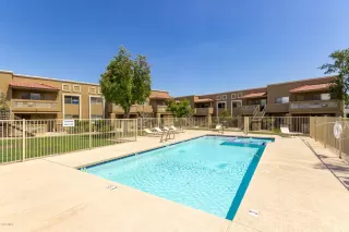 Photo #3: 5956878 Listing