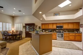 Photo #4: 5959168 Listing