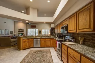 Photo #5: 5959168 Listing