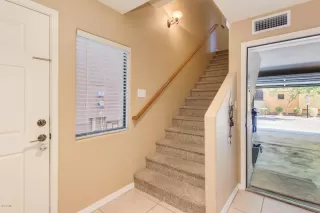 Photo #4: 5959657 Listing