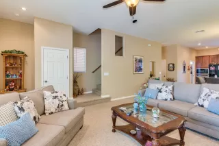 Photo #5: 5959657 Listing