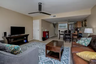 Photo #5: 5960668 Listing 