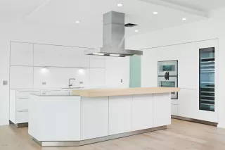 Photo #4: 5960833 Listing