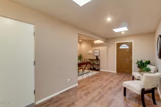 Photo #5: 5962920 Listing