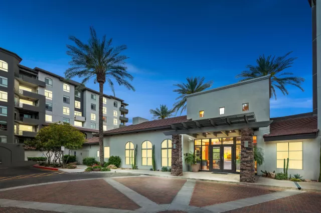 MLS: 5963970 Condo For Sale