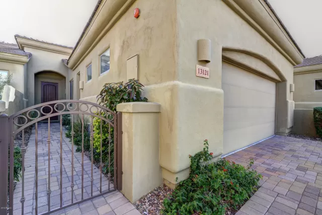 MLS: 5964937 Condo For Sale