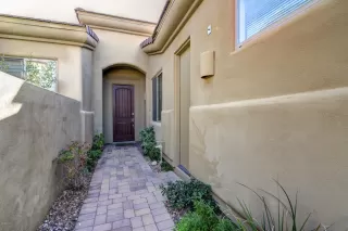 Photo #2: 5964937 Listing