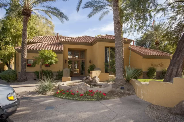 MLS: 5967079 Condo For Sale