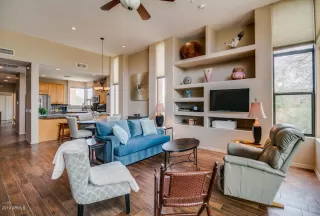 Photo #6: 5967647 Listing