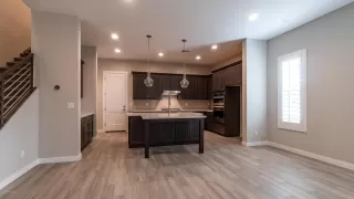 Photo #4: 5968025 Listing