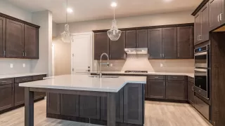 Photo #6: 5968025 Listing