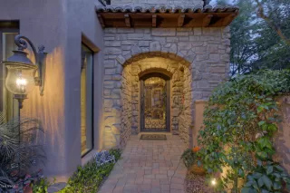 Photo #2: 5970229 Listing