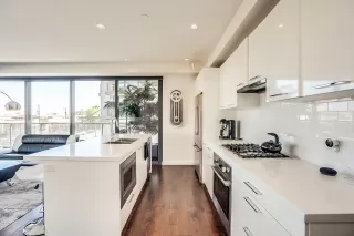 Photo #2: 5971312 Listing