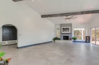 Photo #3: 5971847 Listing