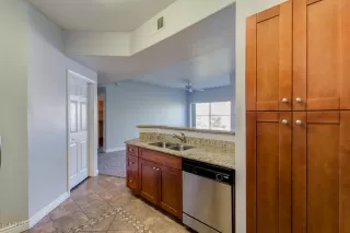 Photo #5: 5972485 Listing