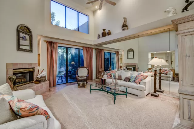 MLS: 5972754 Condo For Sale