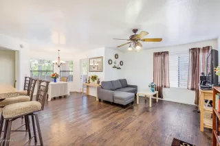 Photo #4: 5974556 Listing