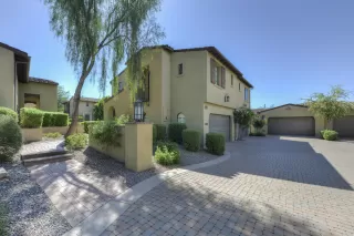 Photo #3: 5974936 Listing 