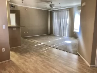 Photo #6: 5975416 Listing