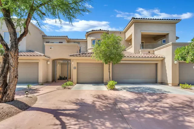 MLS: 5975697 Condo For Sale