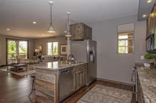 Photo #5: 5975740 Listing