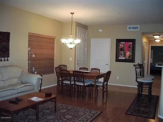 Photo #5: 5976035 Listing