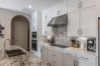 Photo #5: 5976487 Listing 