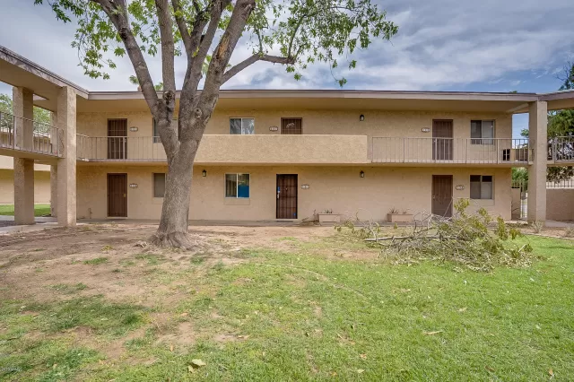 MLS: 5979503 Condo For Sale