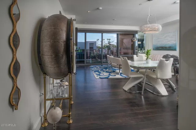 MLS: 5979531 Condo For Sale