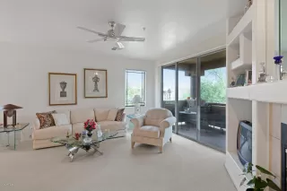 Photo #2: 5979910 Listing 