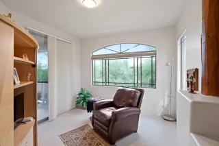 Photo #4: 5979910 Listing 