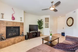 Photo #2: 5980426 Listing