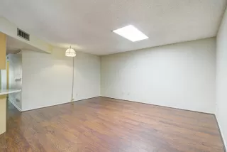 Photo #5: 5980506 Listing