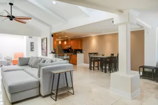 Photo #6: 5980558 Listing