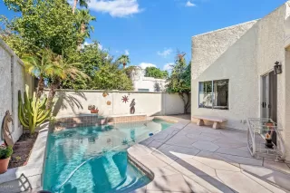 Photo #1: 5981302 Listing