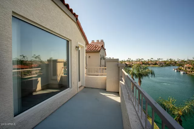 MLS: 5981854 Condo For Sale