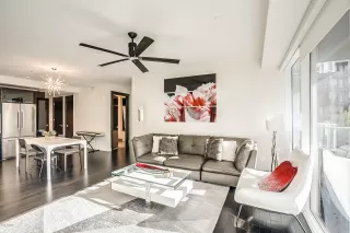 Photo #6: 5982717 Listing