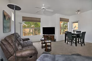 Photo #3: 5983739 Listing