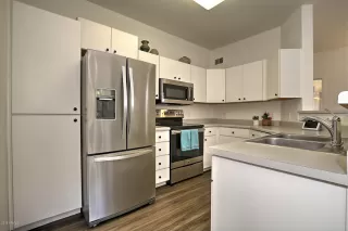 Photo #6: 5983739 Listing