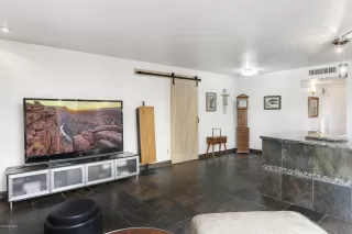 Photo #4: 5984533 Listing 