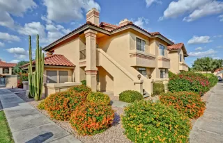 Photo #5: 5984735 Listing