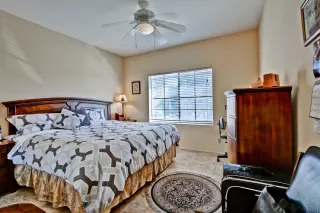 Photo #6: 5984735 Listing