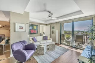 Photo #6: 5984807 Listing