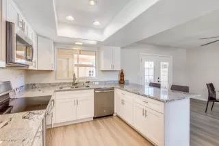 Photo #3: 5985553 Listing
