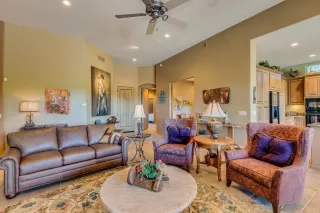 Photo #4: 5985973 Listing
