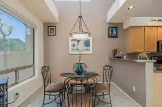 Photo #2: 5987221 Listing